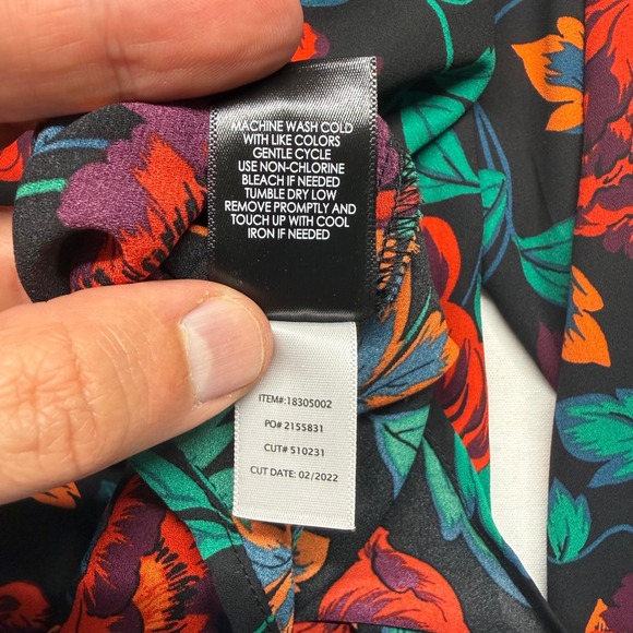 Torrid Floral Blouse Size 3 Boho Peasant Top Sheer Tie Neck Black - Picture 8 of 12